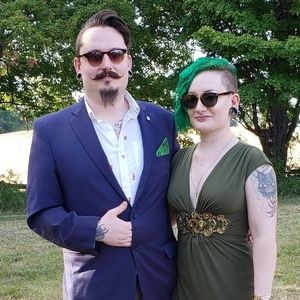 Meet your Posher, Deandra